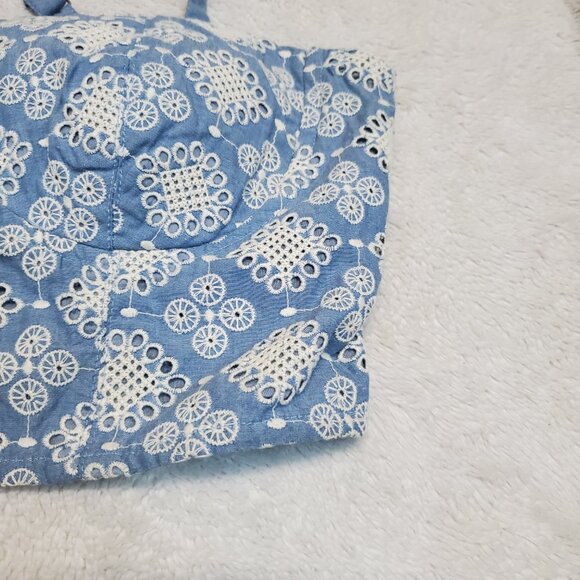 NWT American Rag Blue Chambray Boho Bohemian Beach Spaghetti Strap Cropped Top M - Picture 2 of 9